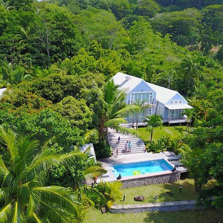 Апартаменти Red Coconut Self-Catering Baie Lazare  Екстер'єр фото